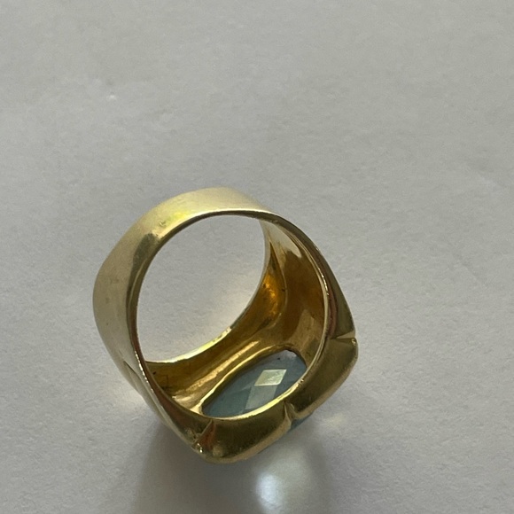 18k Gold Vintage Italian Ring with Aqua - Picture 6 of 15
